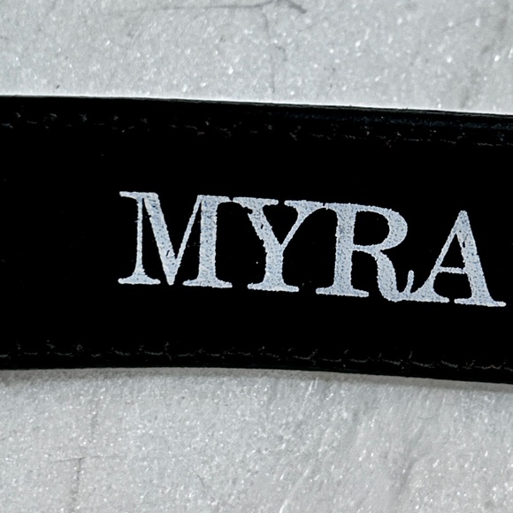 Myra ~ X-Large ~ Multi-Colors Hand Tooled ~ Cowhide Leather & Conchos Belt ~ New - Picture 13 of 15